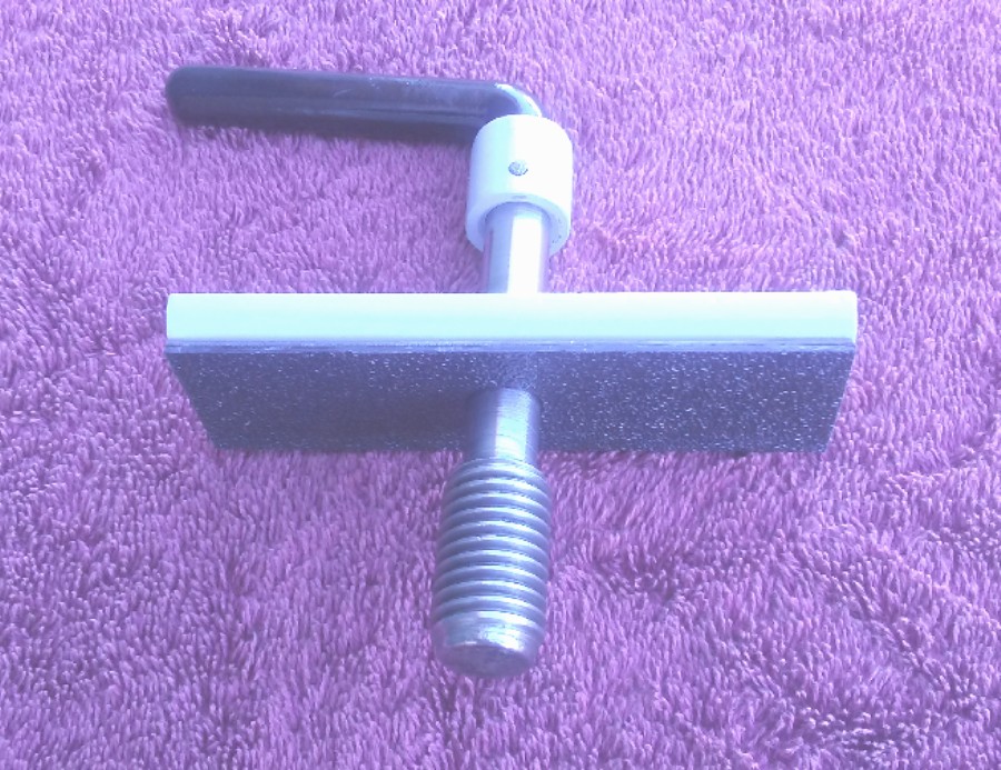 tire-clamp-2.jpg