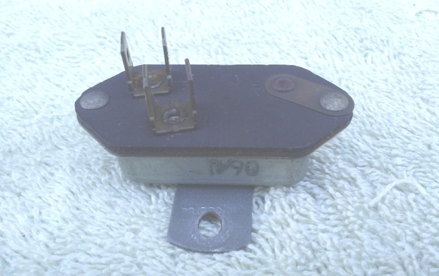 instruments-voltage-regulator.jpg