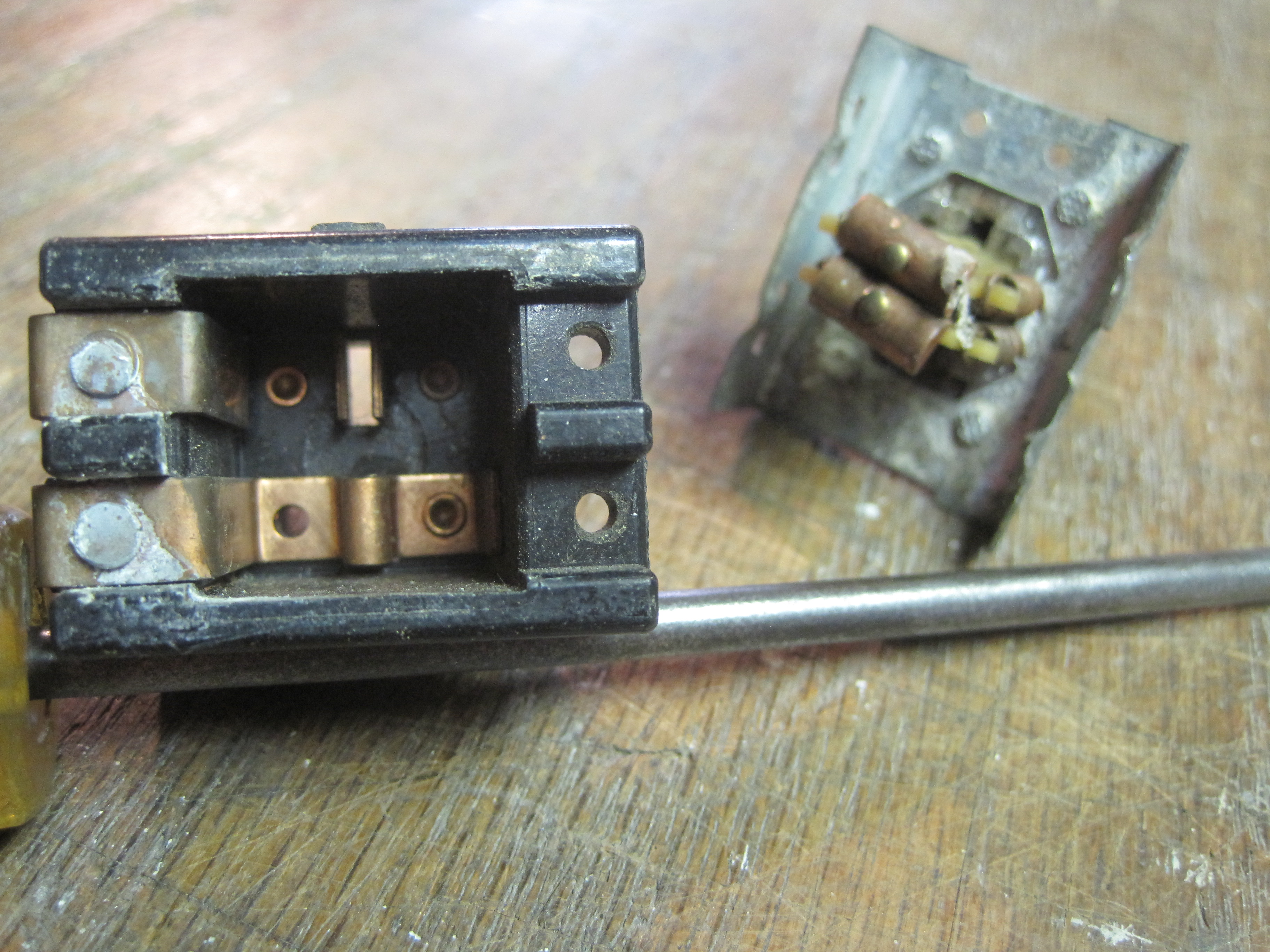 panel switch 001.JPG