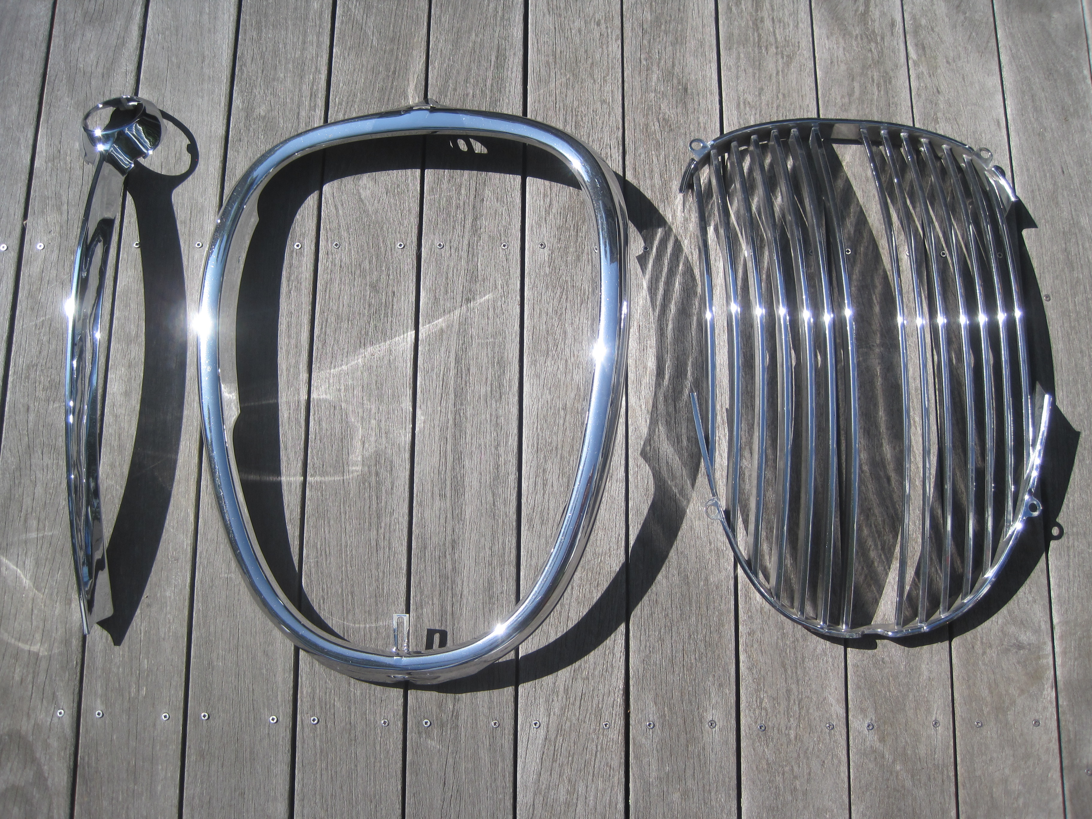 S type grille 001.JPG