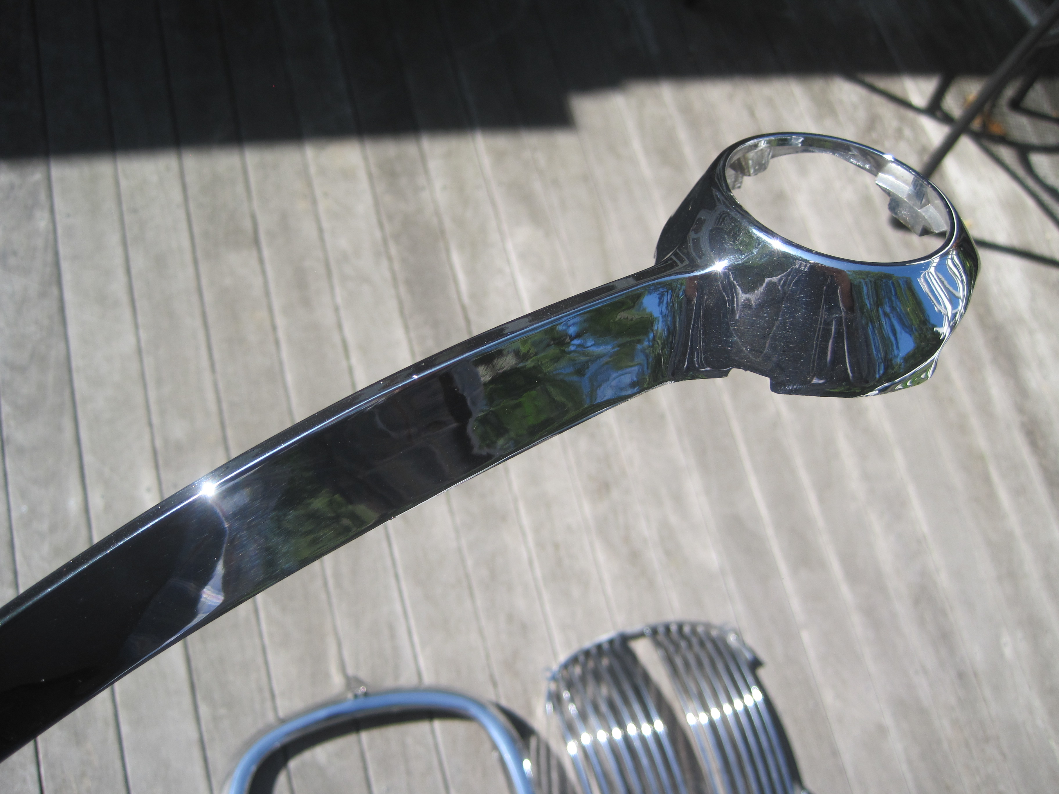 S type grille 002.JPG
