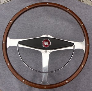 Derrington wheel for Jaguar Mk2 with horn-ring