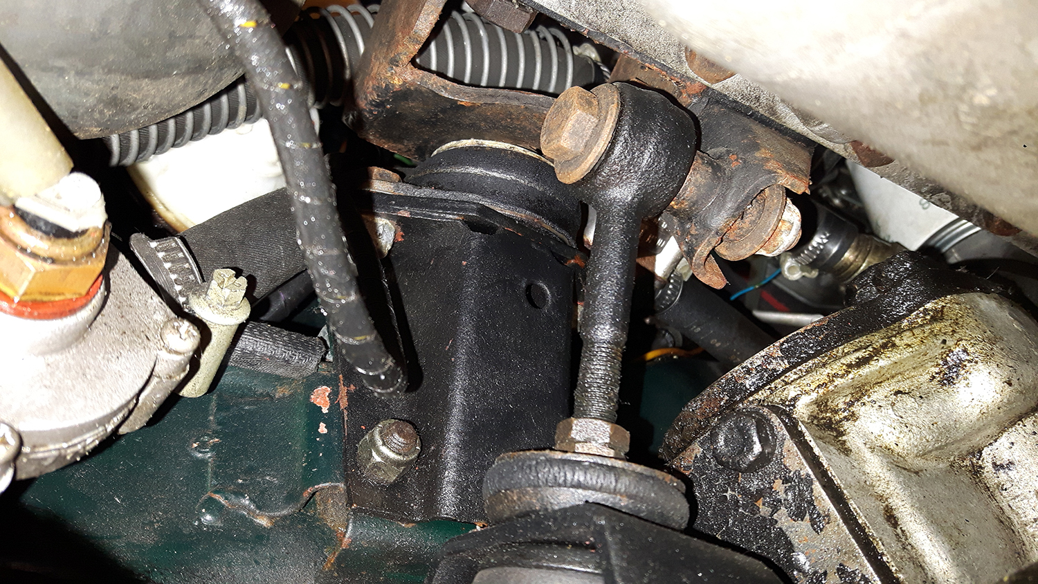 engine mount rh.jpg
